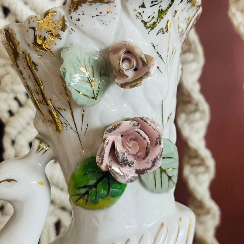 Vintage‎ Peacock Vase Set of 2 Porcelain With Applied Flowers Roses Gold Accent - Picture 5 of 16